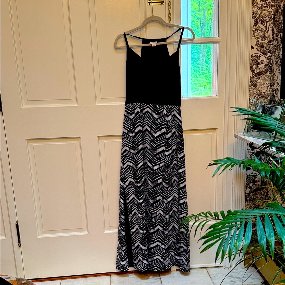 J Crew Black and White Chevron Maxi Dress